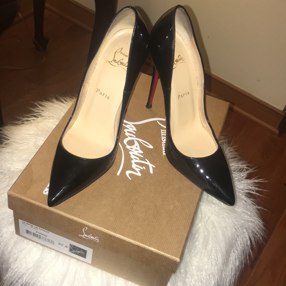 Christian Louboutin So Kate 120 patent black.
